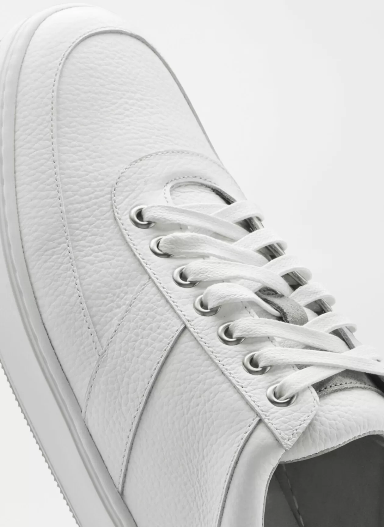 Peter Millar Vantage Pebble Grain Leather Sneaker